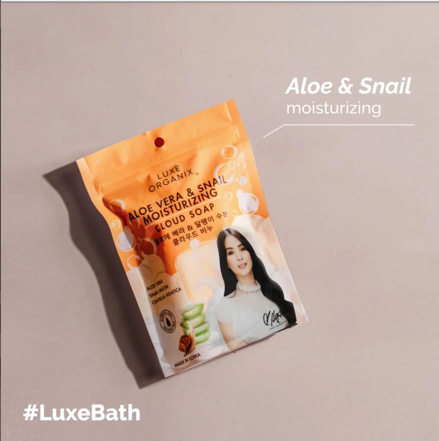 Luxe Organix ALOE VERA & SNAIL Moisturising Cloud Soap 180g ( with Foaming Net)