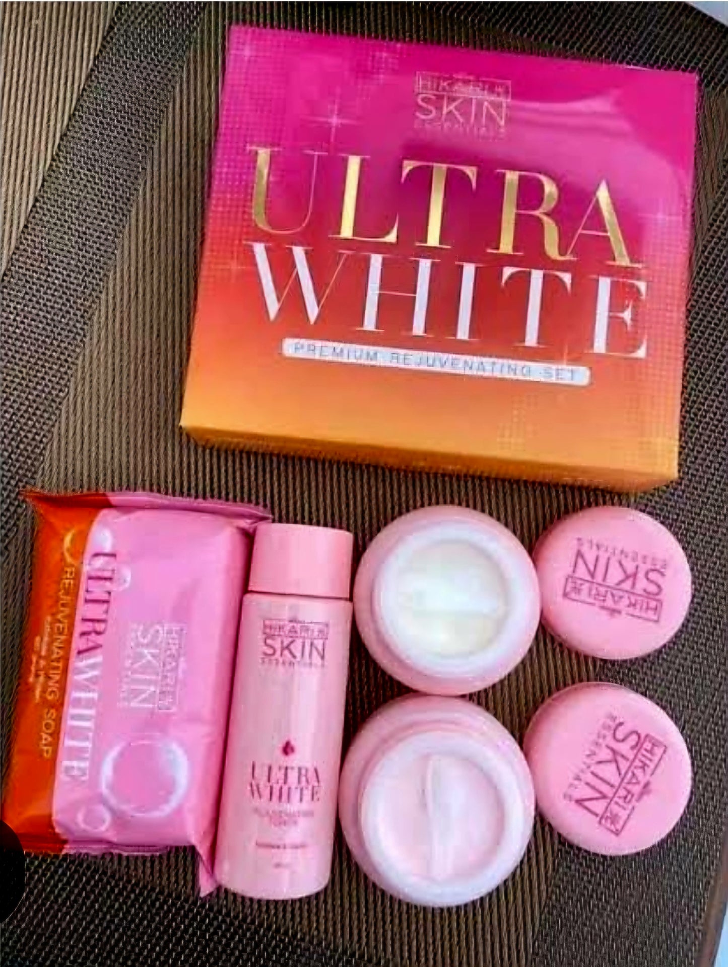 Hikari ULTRA WHITE Rejuv Set