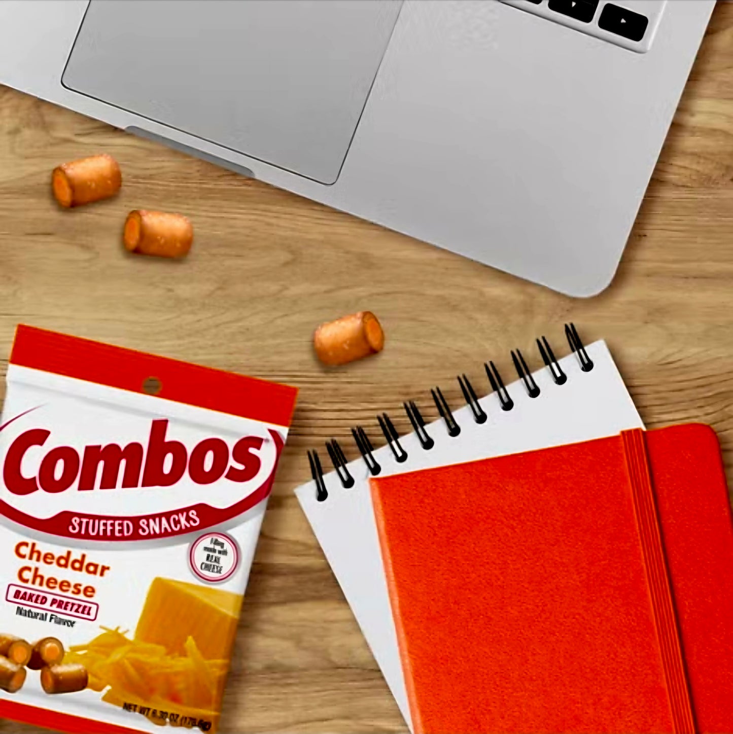 COMBOS Stuffed Snacks Baked Pretzel CHEDDAR CHEESE 178g