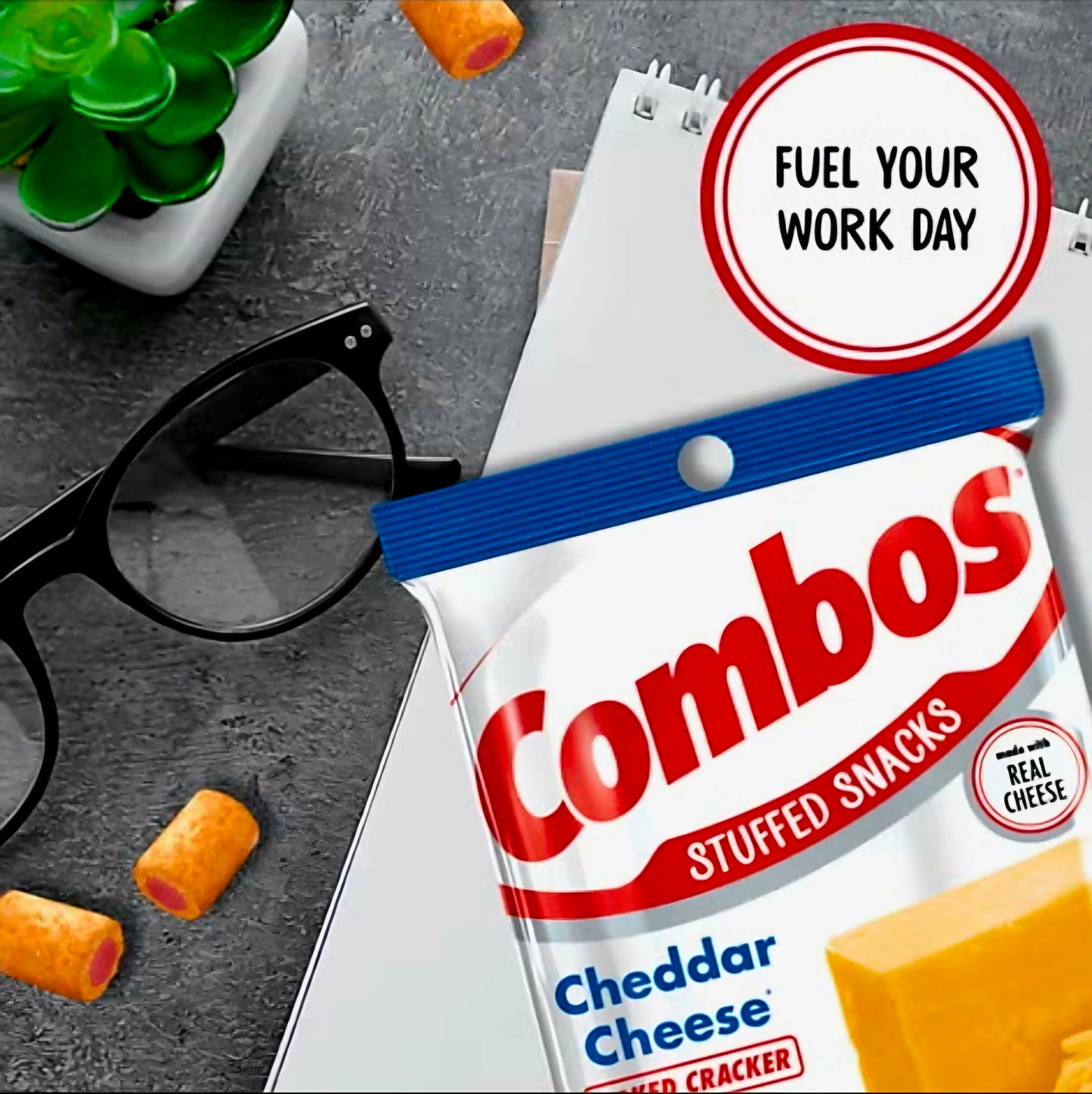 COMBOS Stuffed Snacks Baked Crackers CHEDDAR CHEESE 178g