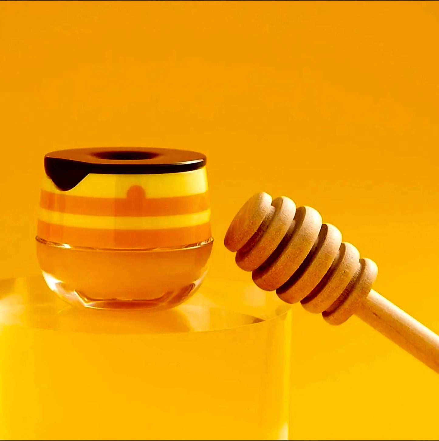 CC Glam & Beauty (CHERRY) Propolis Beewax LIP MASK in HONEYPOT with Hygienic Lip Applicator 5g