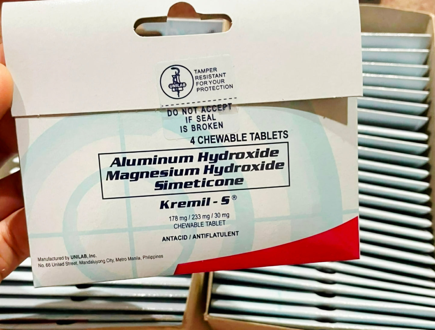 KREMIL-S Antacid Chewable Tablets (4-Tablet Travel Pack)