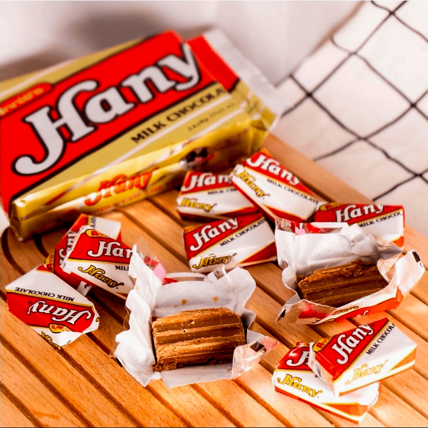 HANY MILK CHOCOLATE PEANUT BARS 200G