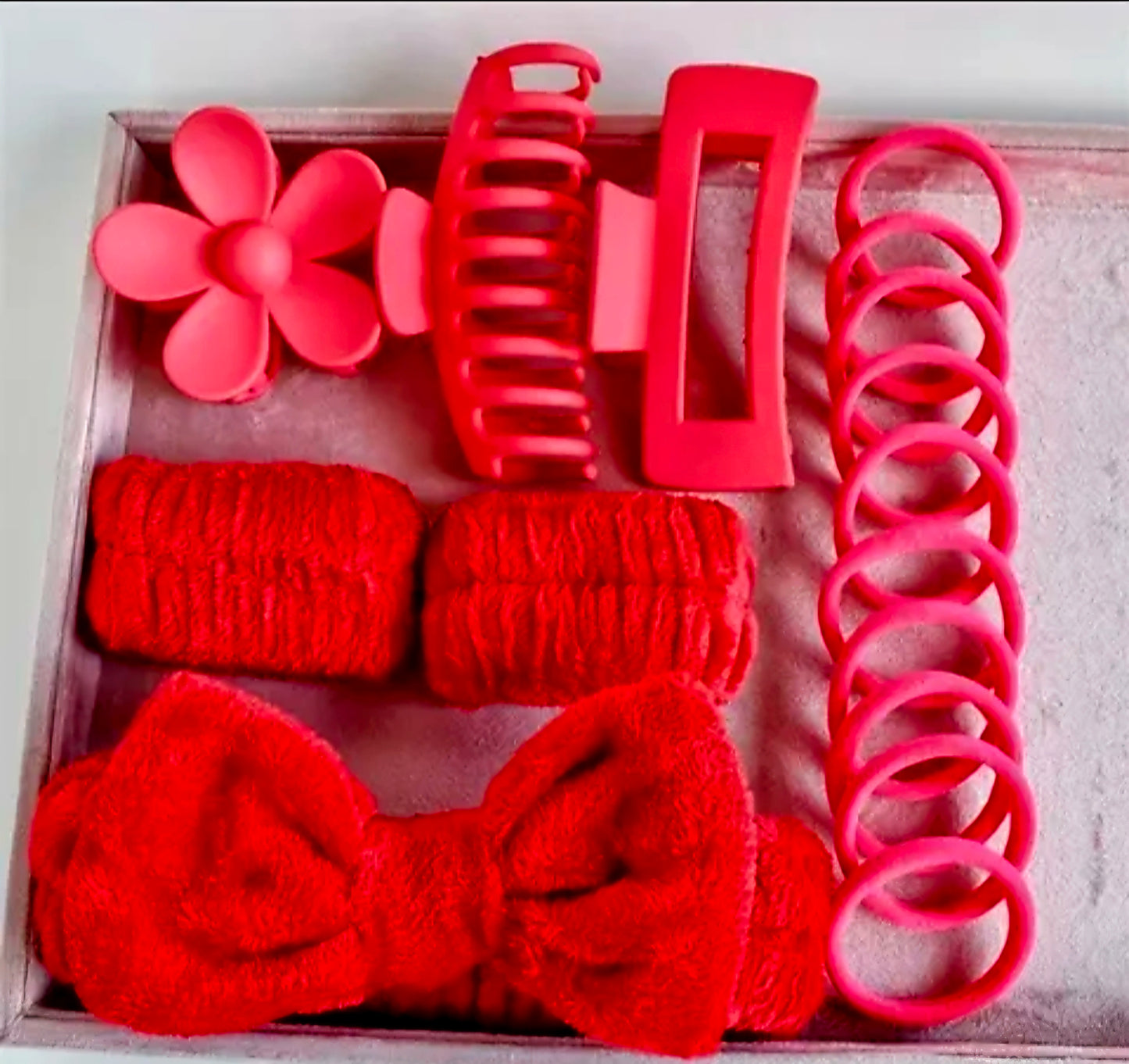 Complete Facial SPA ACCESSORIES SET in PP Packing Organizer (FUL RED)