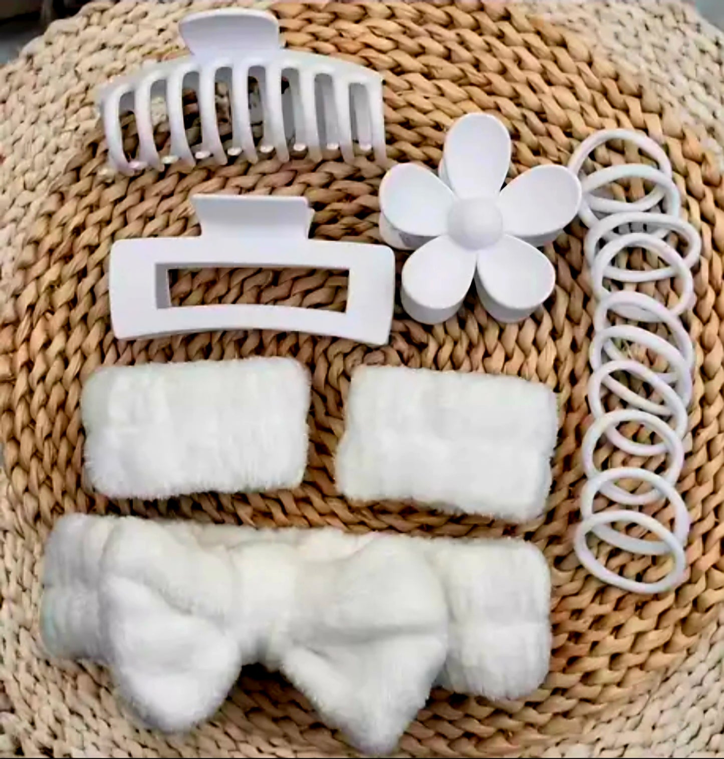 Complete Facial SPA ACCESSORIES SET in PP Packing Organizer (PURE WHITE)